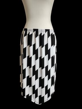 Black & White Geometric Skirt